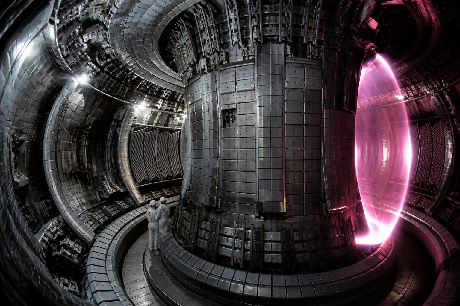 Fusion nucléaire : le Soleil en bouteille qui changera tout (ou rien)